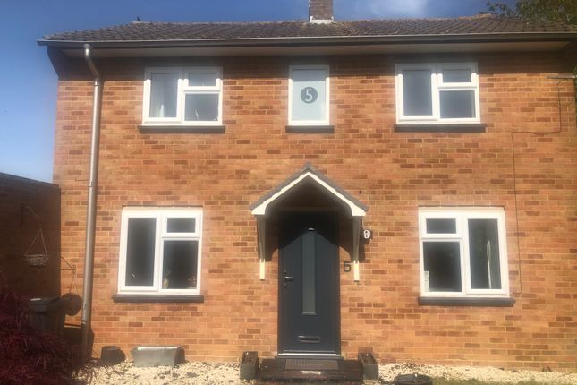 Thumbnail Semi-detached house to rent in Sandygate Close, Marlow