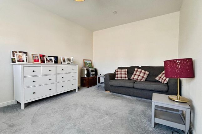 14, Rhyd Y Mor, Abergele photo 2