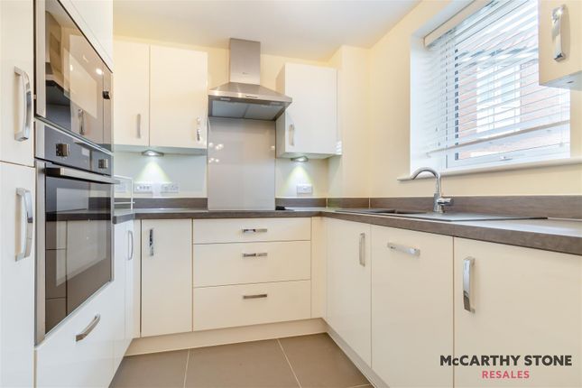 12 Andrews Court, Molescroft Road, Beverley photo 4