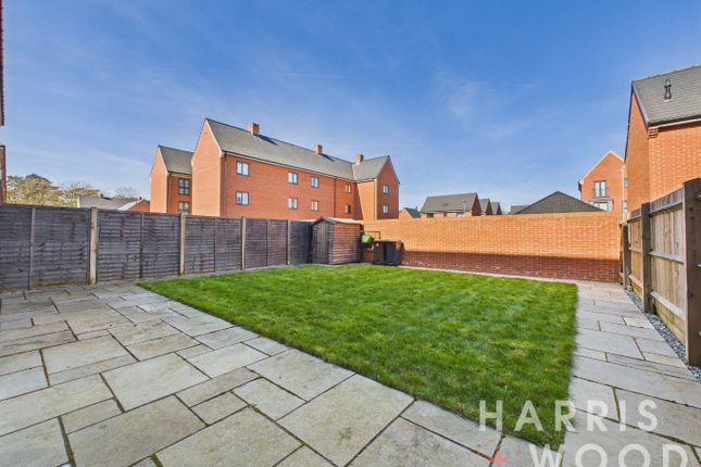 46 Echelon Walk, Colchester, Essex photo 4