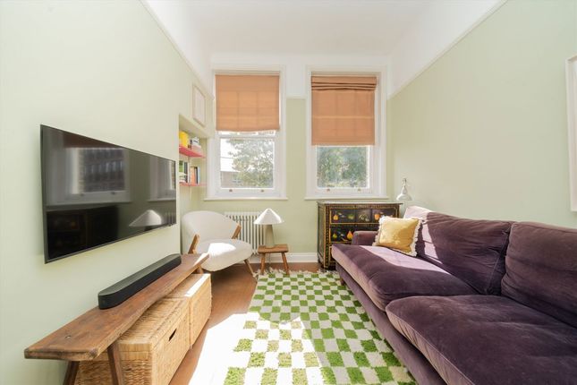 Flat 1, 5, Woodfield Road, London photo 4