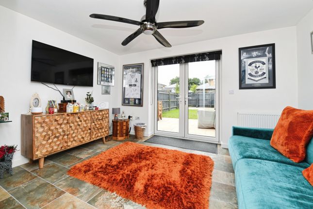 1, Miller Way, Witham photo 4