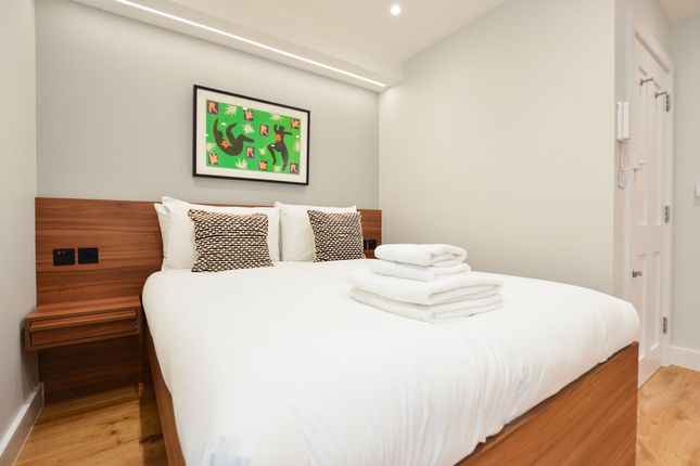 Flat 1, 26 Leinster Square, Bayswater photo 4