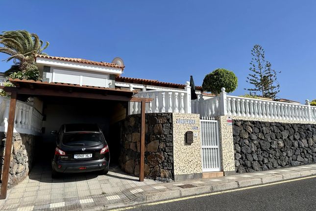 Villa for sale in Urbanization San Francisco, Los Gigantes, Tenerife, Canary Islands, Spain