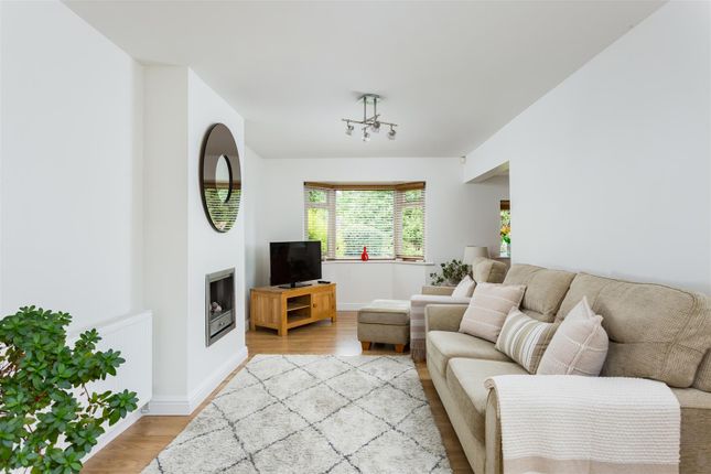 1, Breary Rise, Leeds photo 2