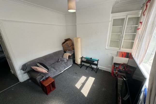 54, Riddings Street, Riddings Street photo 2
