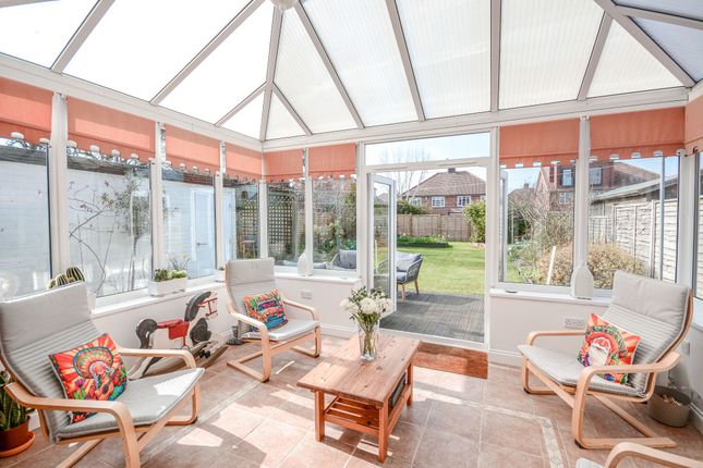 39 Woodlands Grove, York photo 4