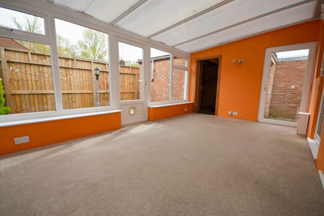 27, Brockhill Close, Kettering photo 4