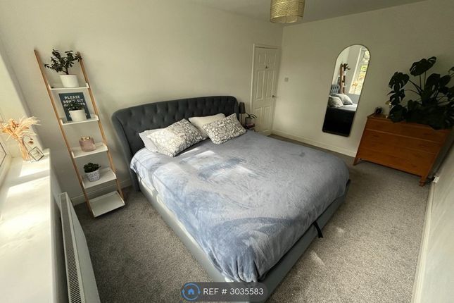 Flat, Norfolk House Northenden Road, Sale photo 4