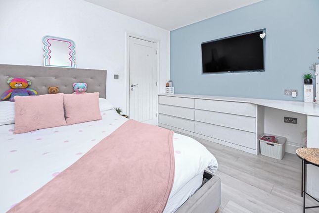 1 Woodstock Drive Bedroom 3 (1).Jpg