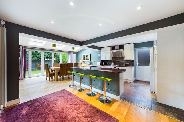 37, Sheraton Drive, KIDDERMINSTER photo 2