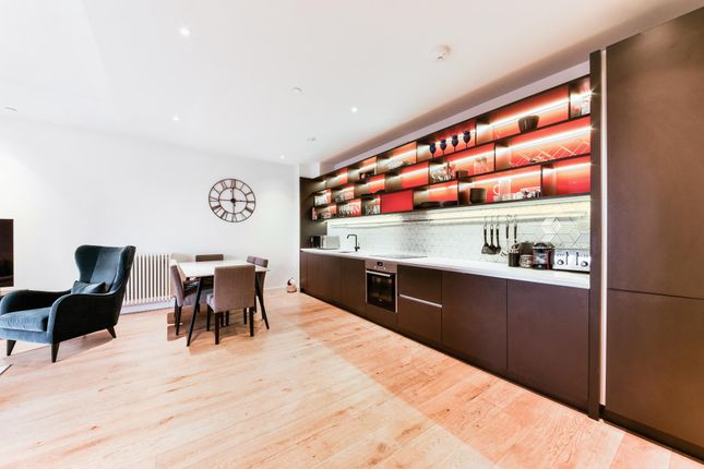 506 Hercules House 18, Botanic Square, London photo 3