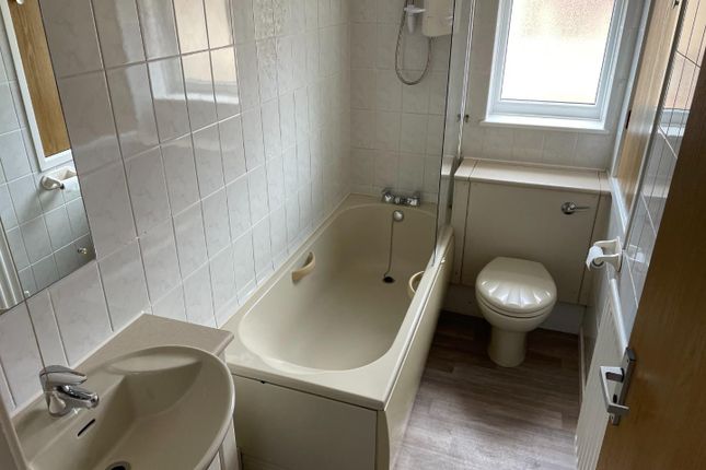 1, Birkdale, Whitley Bay photo 4