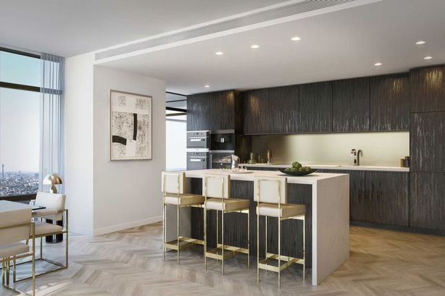 Flat for sale in Principal Tower, Shoreditch, City London