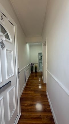 28, Selwyn Road, Greater London photo 2