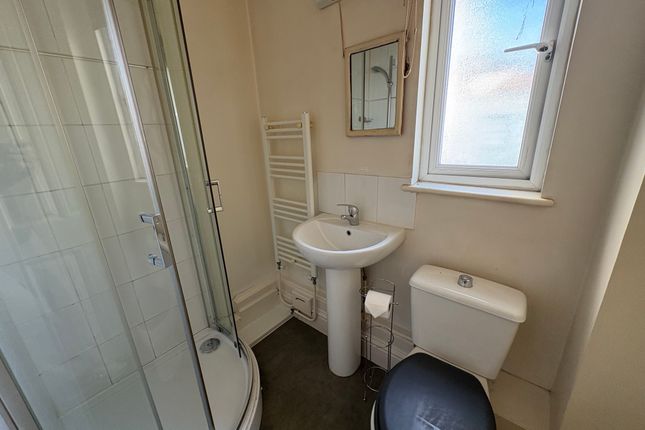 Flat 3 15, Lennox Street, Bognor Regis photo 4