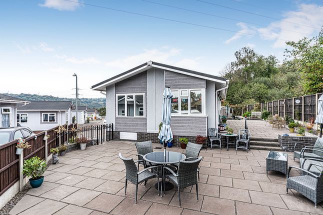 34 Pont Pentre Park, Pontypridd photo 3