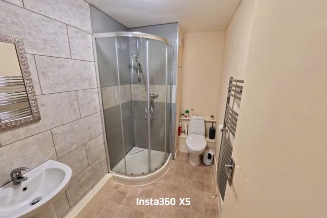 Flat 7 Leawood Court, South Road, Weston-super-Mare photo 3