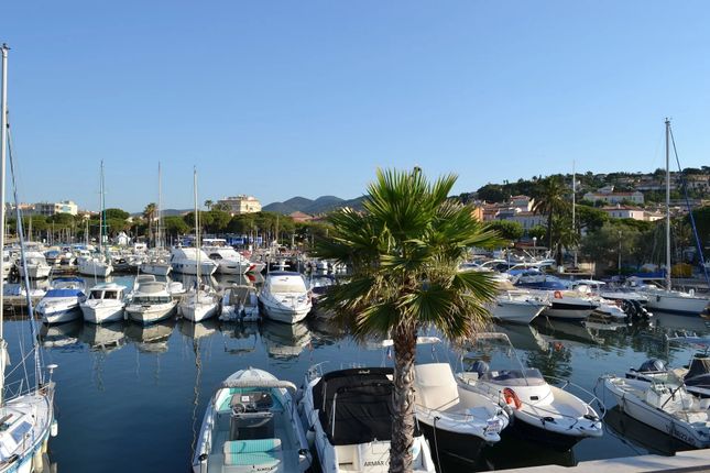 Apartment for sale in Sainte-Maxime, 83120, France