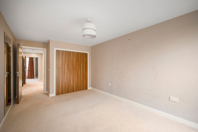 Flat for sale in 1/4 Kimmerghame Drive, Edinburgh