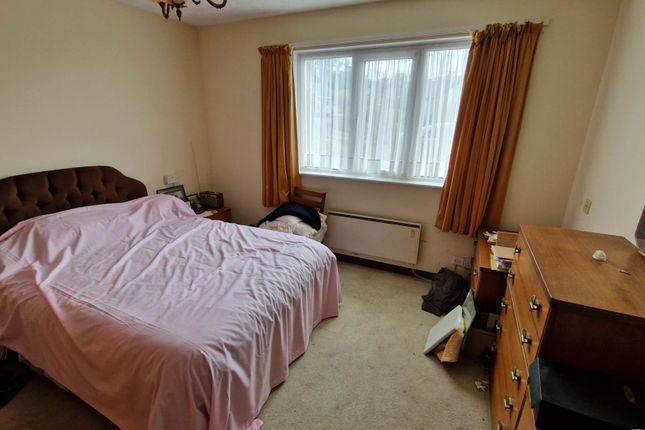 13, Trehannick Close, Bodmin photo 3