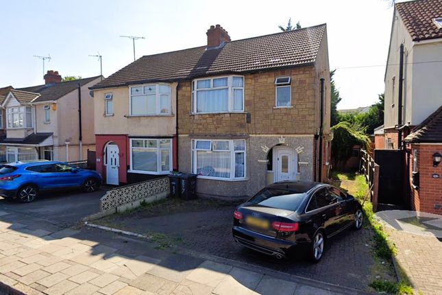 Thumbnail Semi-detached house for sale in Dunstable Road, Luton, Bedfordshire
