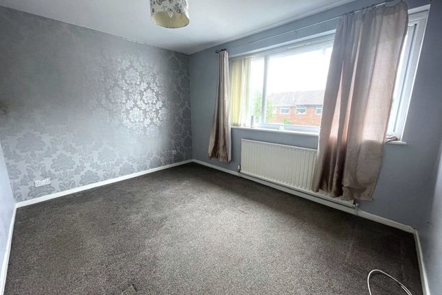 17, Beech Grove, Abram, Wigan photo 4
