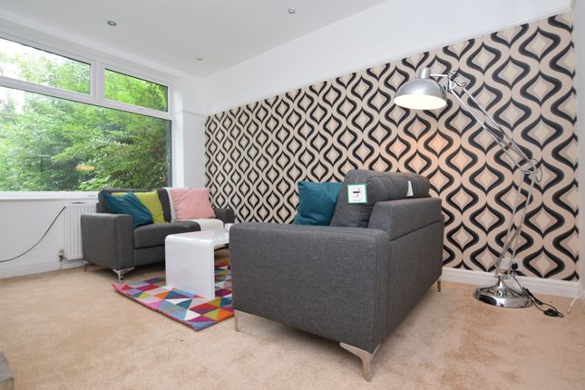 24, Lees Hall Crescent, Manchester photo 2