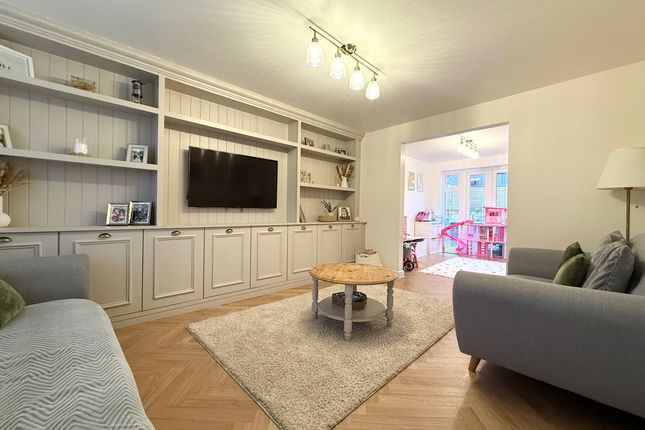 26 Maes Y Ffion, Aberdare photo 2