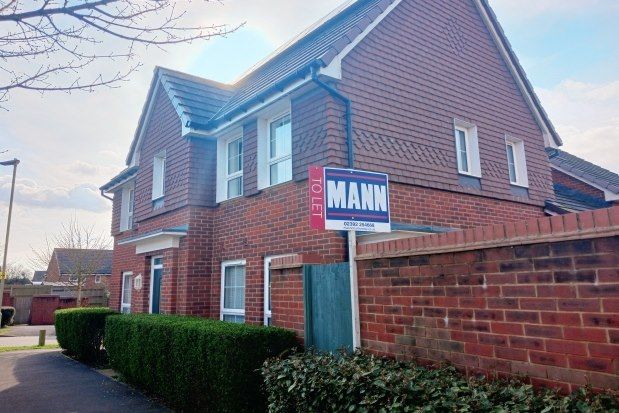 Semi-detached house to rent in Bilberry Avenue, Waterlooville