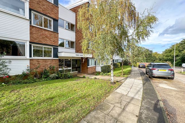 Thumbnail Flat for sale in New Wanstead, Trent Court New Wanstead