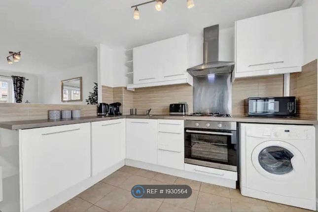 Detached house to rent in Francis Close, London E14