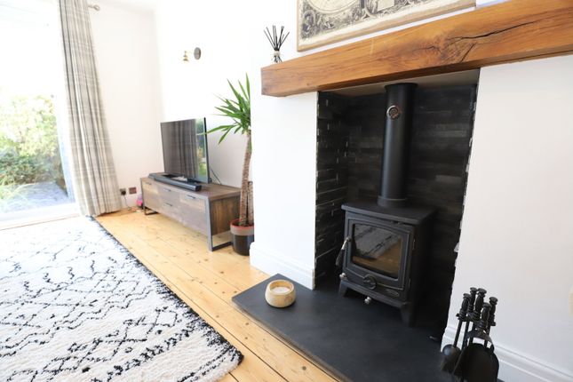 22, Mizpah Grove, Bury photo 3