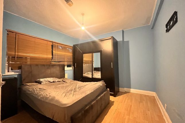 8 Mundania Court, Forest Hill Road, London photo 2