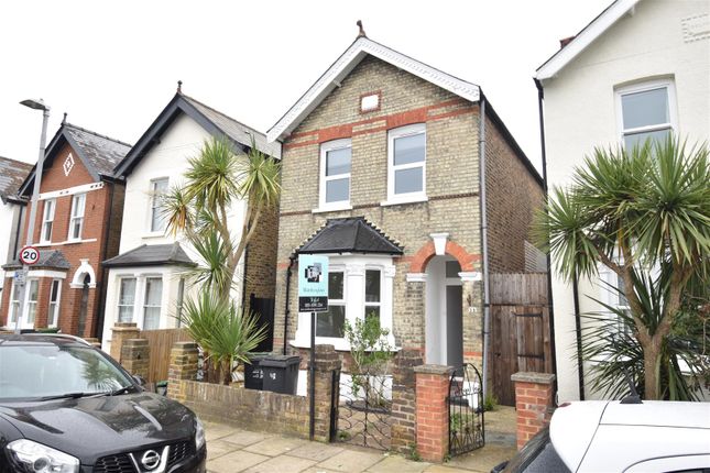 Thumbnail Detached house to rent in Chesham Road, Norbiton, Kingston Upon Thames