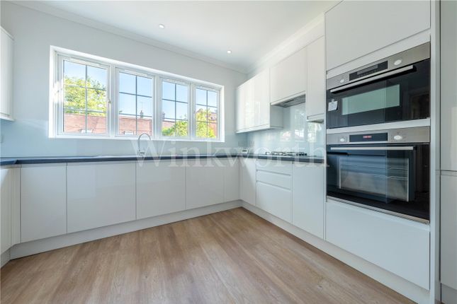 Thumbnail Flat to rent in Woodstock Road, London