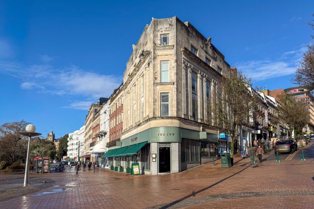 Thumbnail Flat to rent in Richmond Hill, Bournemouth