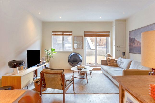 Flat A, 144, Victoria Park Road, London photo 2