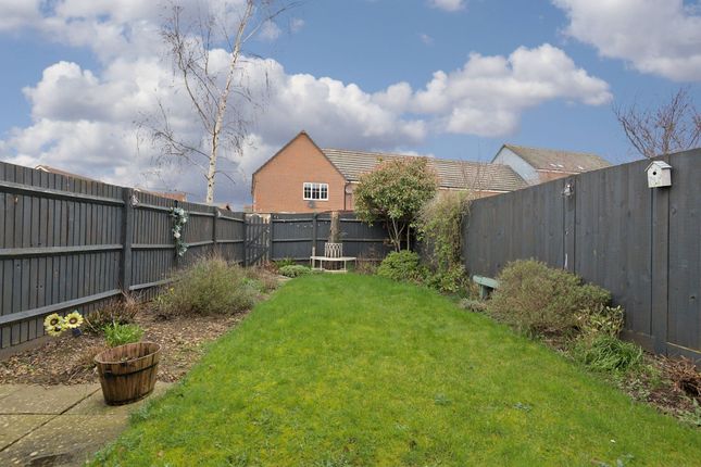 19 Signal Close, Henlow photo 4