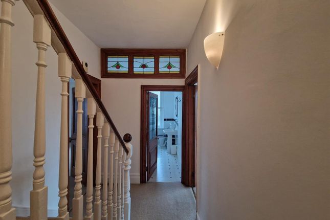 Maisonette to rent in Langland Road, Mumbles, Swansea