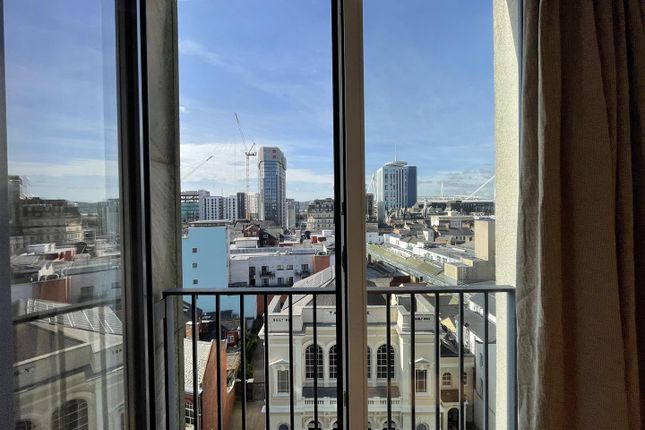 177, Hayes Apartments, Cardiff photo 3