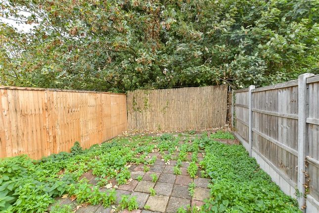 Shortlands Road, Sittingbourne photo 2