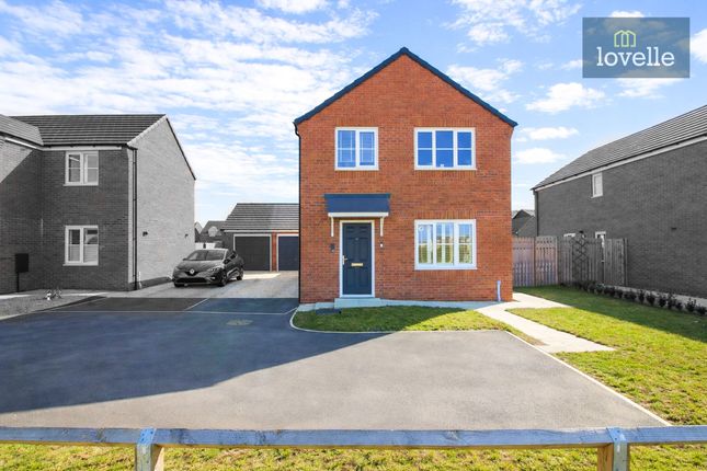 41 Tuxworth Way, Louth photo 2