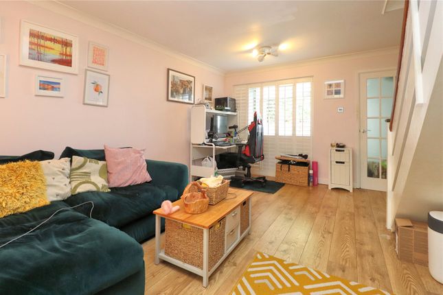 63, Bishops Wood, Surrey photo 4