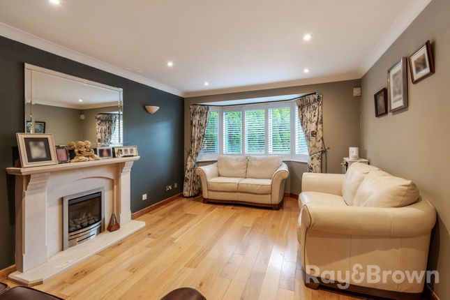 12 Coed Y Wenallt, Cardiff photo 4