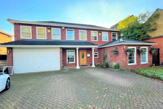 Detached house for sale in Manor Road, Aldershot, Hampshire