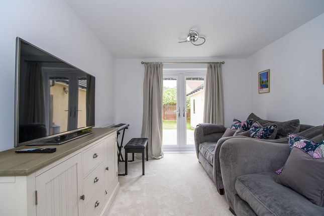 1, Clos Glascoed, Dinas Powys photo 4