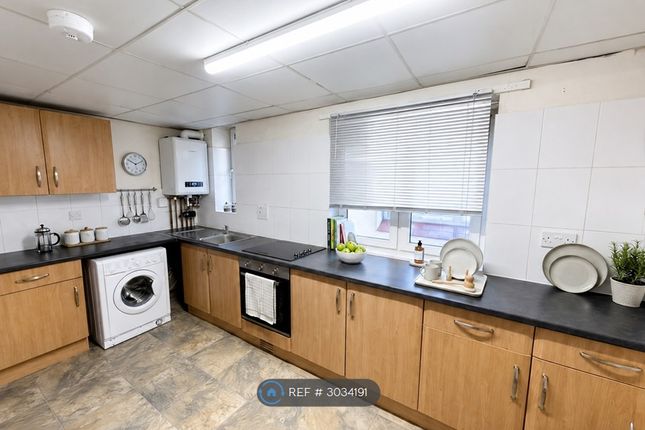 Ranwell Close, Beale Road, London photo 4