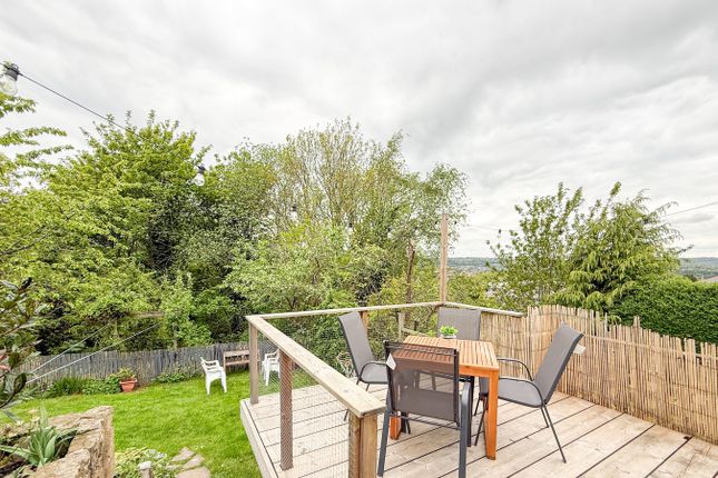 4-bed house on 160, Lockwood Scar, Huddersfield, £270,000