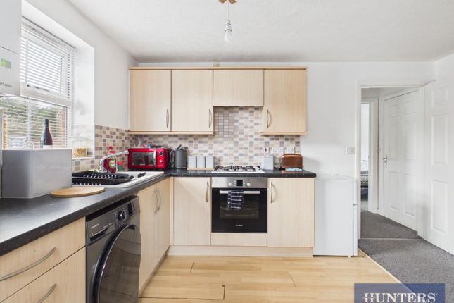 57 Pasture Crescent, Filey photo 2